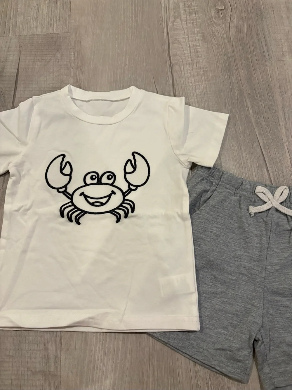 Toddler Boutique Boy Crab Shorts Set..18-24M